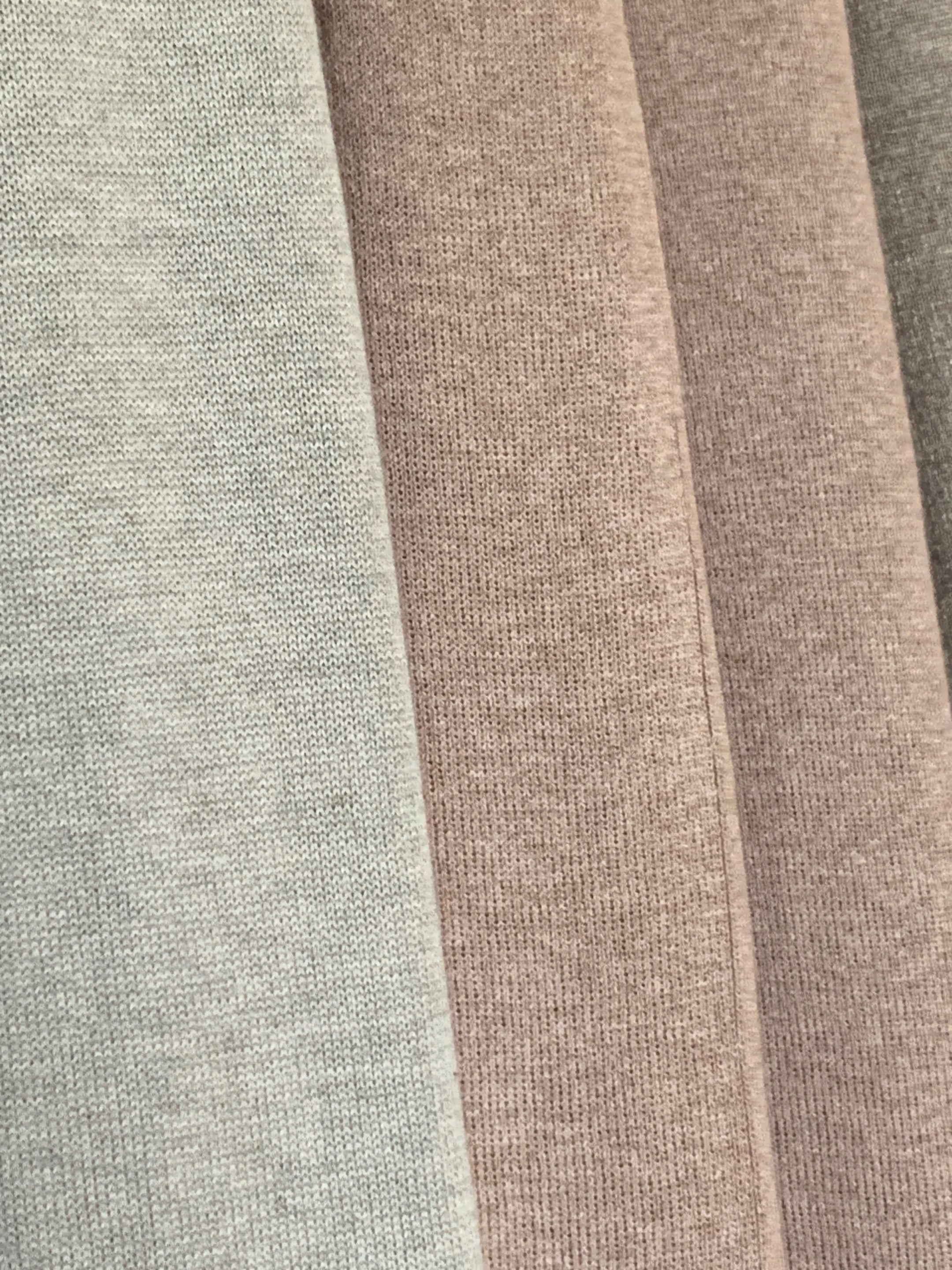 Bavlněný svetr s viskózou